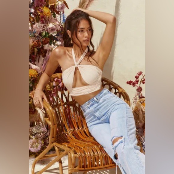 Oh Polly Bound By Love cropped backless halter top in ivory - Picture 3 of 10